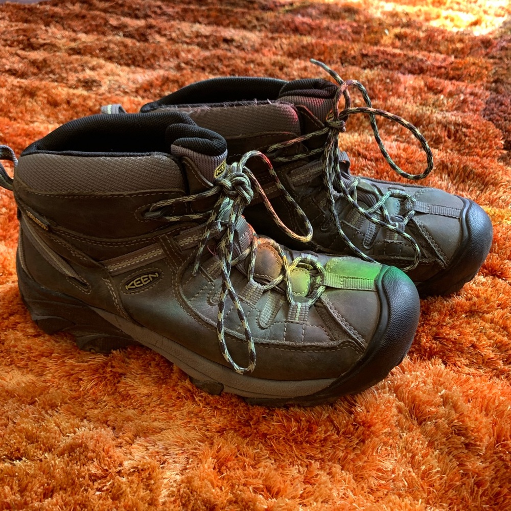 Keen Women’s Hiking Boots